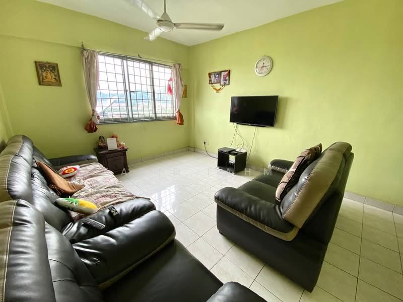 Pangsapuri untuk Dijual di Avenue Court - Farid Fahmi - Living Room - PropertyGuru.com.my