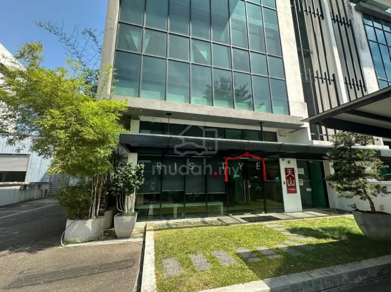 Pejabat untuk Dijual di BANDAR PUCHONG JAYA (Puchong) - Chris Tye - Exterior - PropertyGuru.com.my
