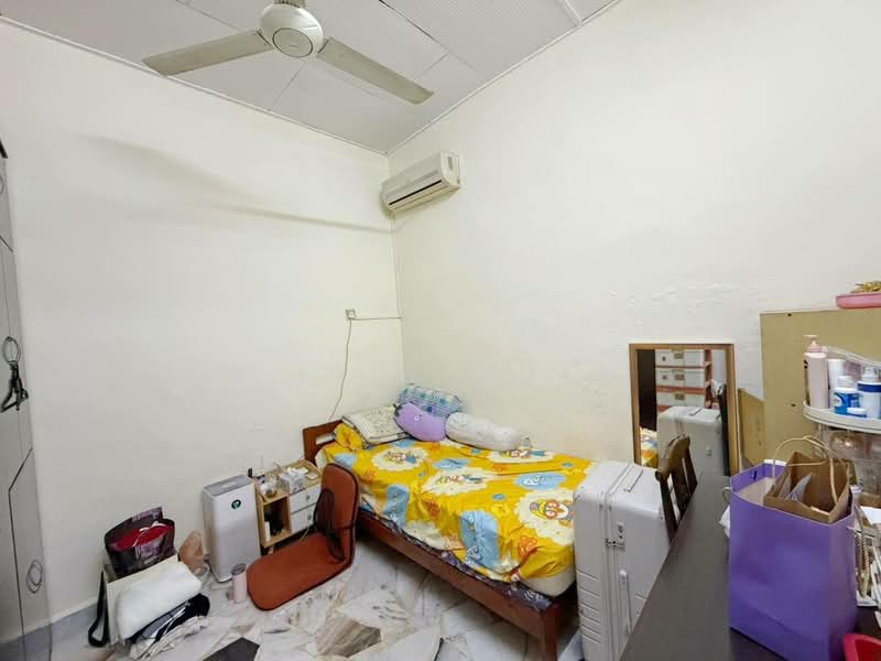 Rumah Teres untuk Dijual di Taman Skudai Baru (Skudai) - Chris Chin - Bedroom - PropertyGuru.com.my