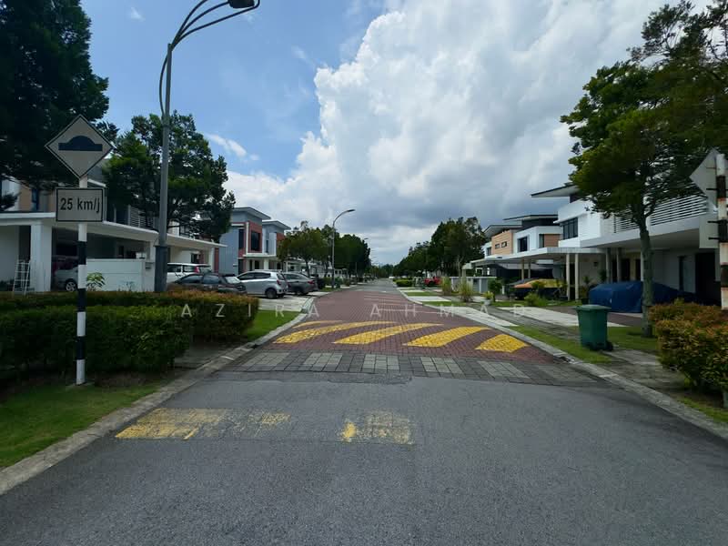 Rumah Berkembar untuk Dijual di Setia Ecohill (Semenyih) - Azira Ahmad - Exterior - PropertyGuru.com.my