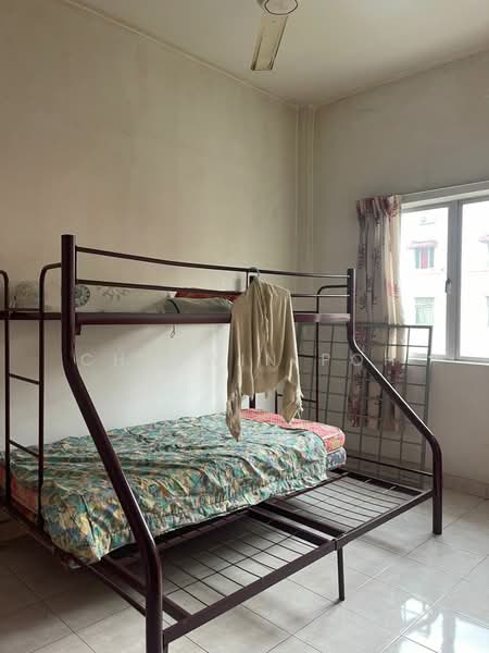 Pangsapuri untuk Dijual di Pangsapuri Lotus (Teratai) - Chatwin Poh - Bedroom - PropertyGuru.com.my