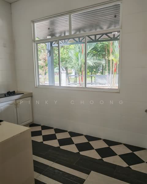 Bungalow House untuk Dijual di Valencia (Sungai Buloh) - Pinky Choong - Kitchen - PropertyGuru.com.my