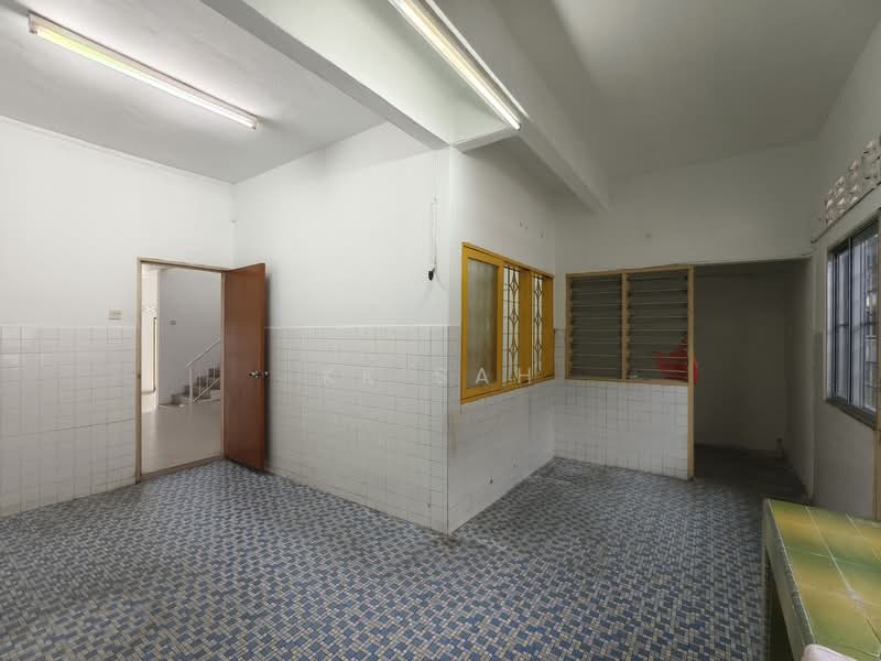 2-storey Terraced House for Sale in Taman Sri Reko (Kajang) - KK Sah - Interior - PropertyGuru.com.my