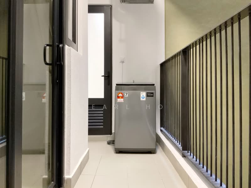 Service Residence for Rent at Parc 3 - Pearl Ho - Balcony - PropertyGuru.com.my