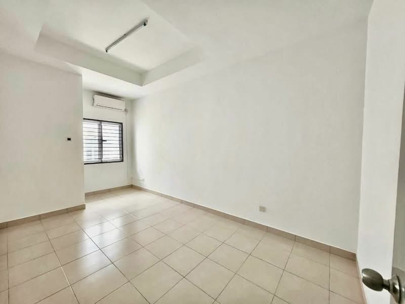 2-storey Terraced House for Sale in Taman Seri Austin (Tebrau) - Jayden Ng - Interior - PropertyGuru.com.my