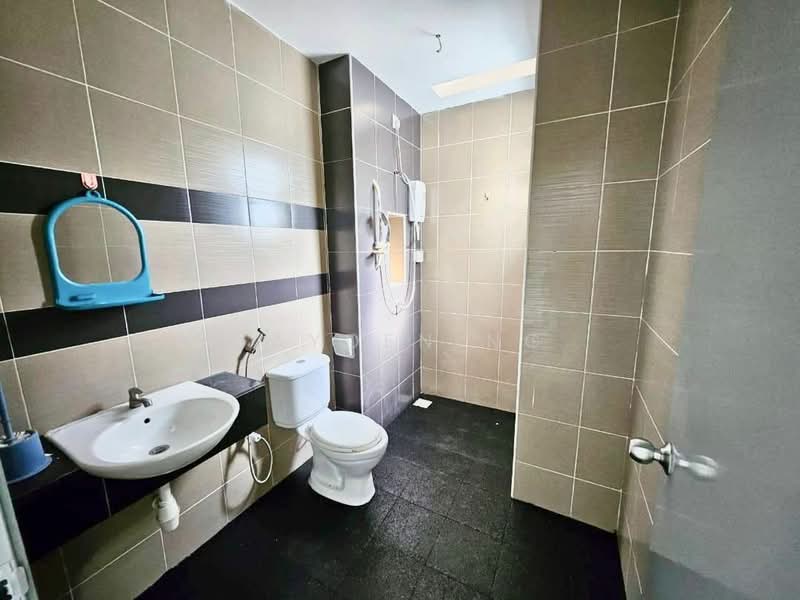 2-storey Terraced House for Sale in Taman Seri Austin (Tebrau) - Jayden Ng - Bathroom - PropertyGuru.com.my