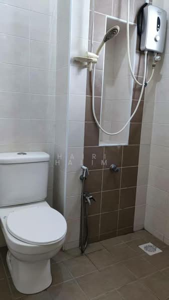 2-storey Terraced House for Sale in Setia Impian (Setia Alam) - Hairi Halim - Bathroom - PropertyGuru.com.my