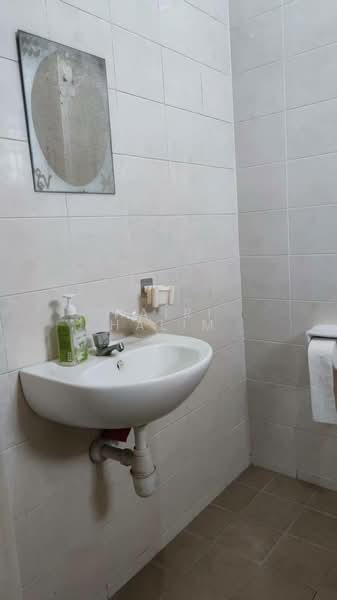 2-storey Terraced House for Sale in Setia Impian (Setia Alam) - Hairi Halim - Bathroom - PropertyGuru.com.my