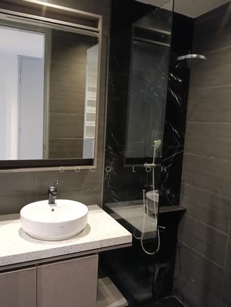 Servis Apartment untuk Dijual di Expressionz Professional Suites - Coco Loh - Bathroom - PropertyGuru.com.my