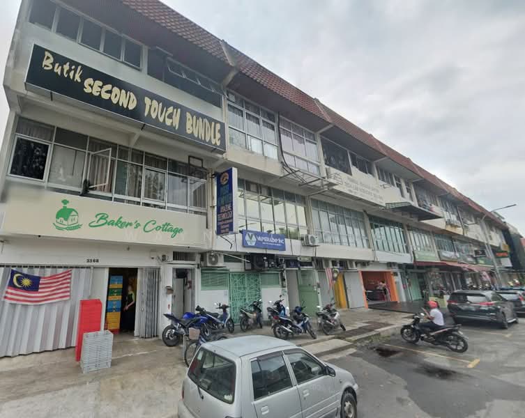 Kedai untuk Disewa di Taman Sri Serdang (Seri Kembangan) - Wayne Chong - Exterior - PropertyGuru.com.my