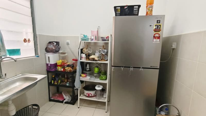 Apartment for Sale at D'Kristal - Nurul Zyra - Kitchen - PropertyGuru.com.my