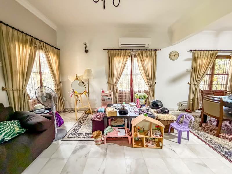 2-storey Terraced House for Sale in Alam Damai (Cheras) - Amni Manan - Living Room - PropertyGuru.com.my