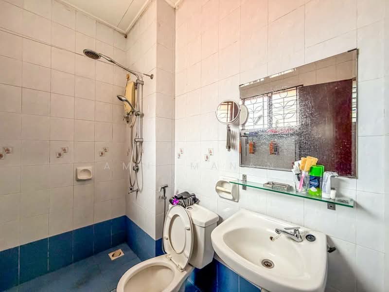 2-storey Terraced House for Sale in Alam Damai (Cheras) - Amni Manan - Bathroom - PropertyGuru.com.my