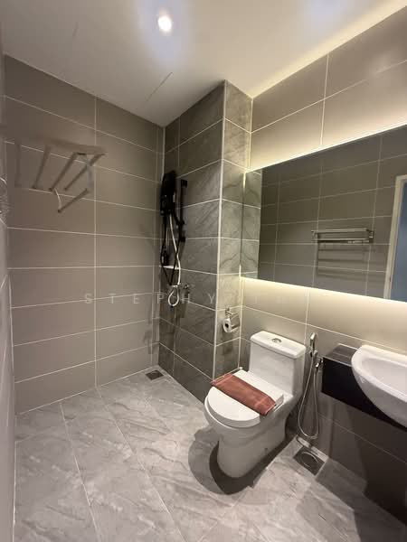 Service Residence for Rent at SKS Pavillion Residences - Stephy Tan - Bathroom - PropertyGuru.com.my