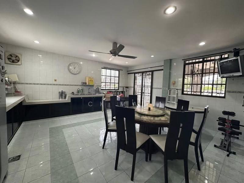 2-storey Terraced House for Sale in Anjung Bercham Utara (Ipoh) - Ck Max - Kitchen - PropertyGuru.com.my