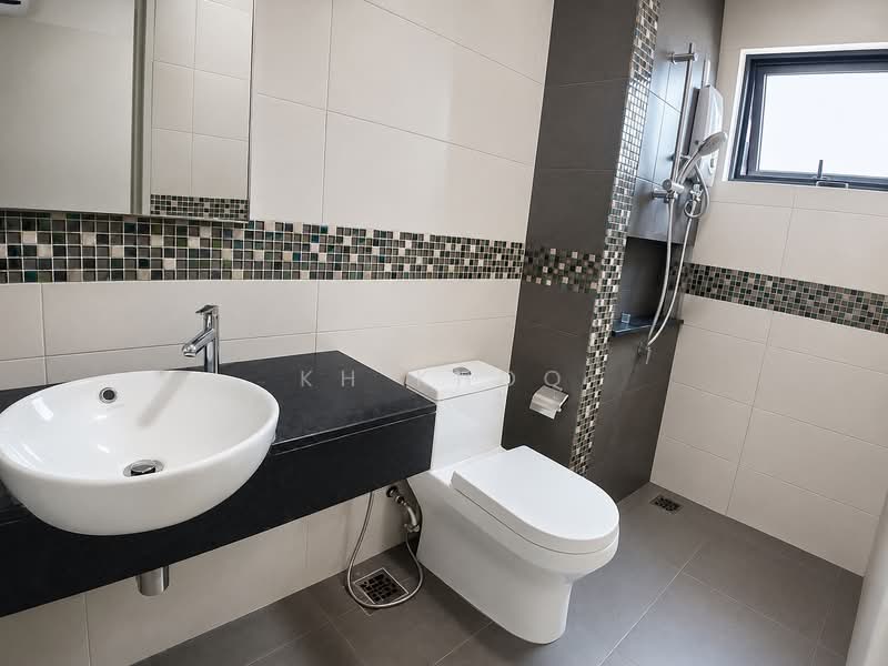 Condominium for Sale at The Vyne - KH Khoo - Bathroom - PropertyGuru.com.my