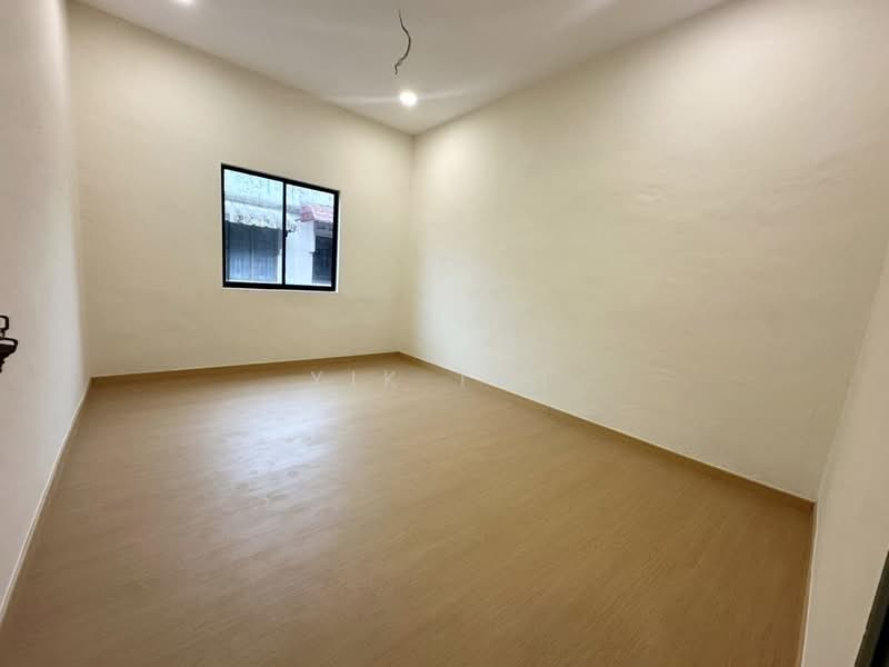 Rumah Berkembar untuk Dijual di Taman Sentosa (Johor Bahru) - Yik Tat - PropertyGuru.com.my