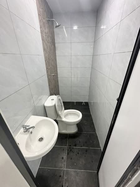 Rumah Berkembar untuk Dijual di Taman Sentosa (Johor Bahru) - Yik Tat - PropertyGuru.com.my