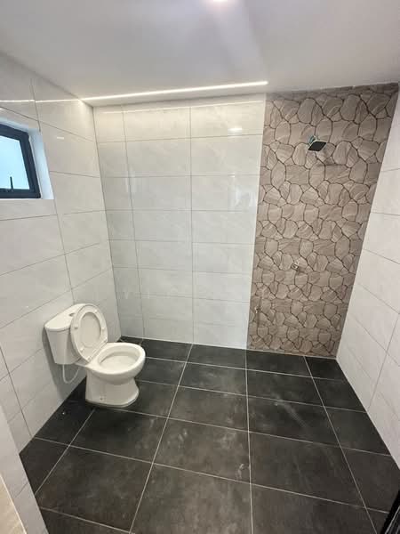 Rumah Berkembar untuk Dijual di Taman Sentosa (Johor Bahru) - Yik Tat - PropertyGuru.com.my