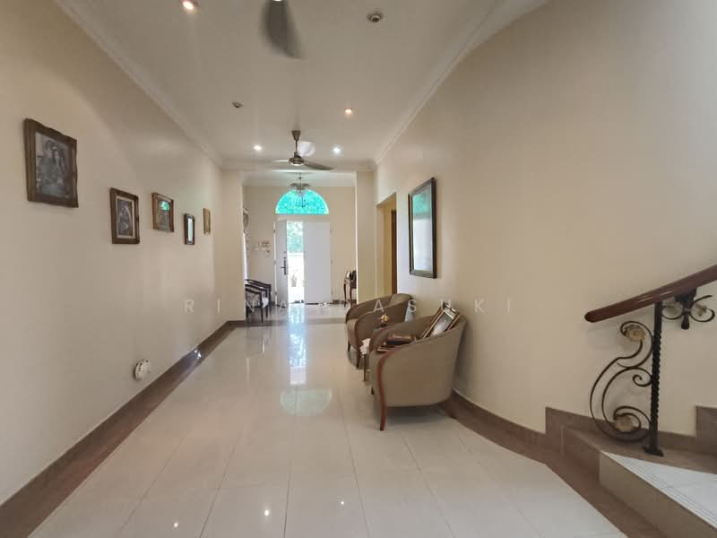 Rumah Banglo untuk Dijual di Bukit Jelutong (Shah Alam) - Rina Dasuki - Corridor - PropertyGuru.com.my
