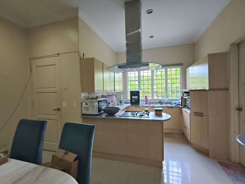 Rumah Banglo untuk Dijual di Bukit Jelutong (Shah Alam) - Rina Dasuki - Kitchen - PropertyGuru.com.my
