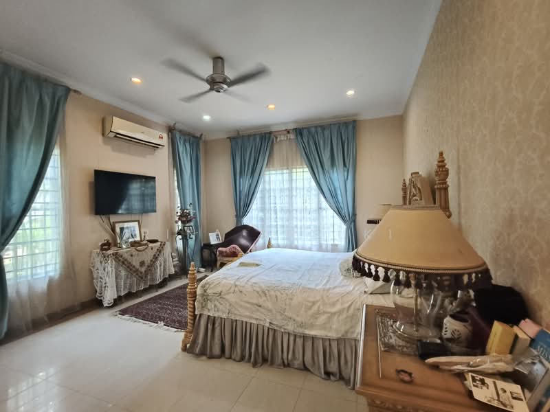 Rumah Banglo untuk Dijual di Bukit Jelutong (Shah Alam) - Rina Dasuki - Bedroom - PropertyGuru.com.my