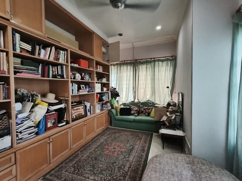 Rumah Banglo untuk Dijual di Bukit Jelutong (Shah Alam) - Rina Dasuki - Living Room - PropertyGuru.com.my