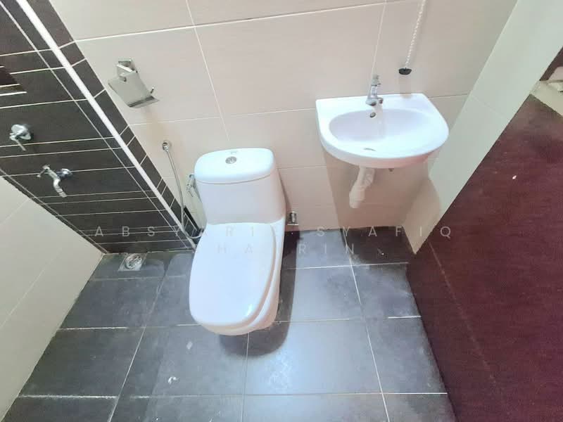 Terraced House for Sale in Alam Impian (Shah Alam) - Absyarie Syafiq Shahrin - Bathroom - PropertyGuru.com.my