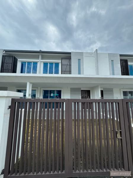 2-storey Terraced House for Sale in Kota Bayuemas (Klang) - Chloe Tan - PropertyGuru.com.my