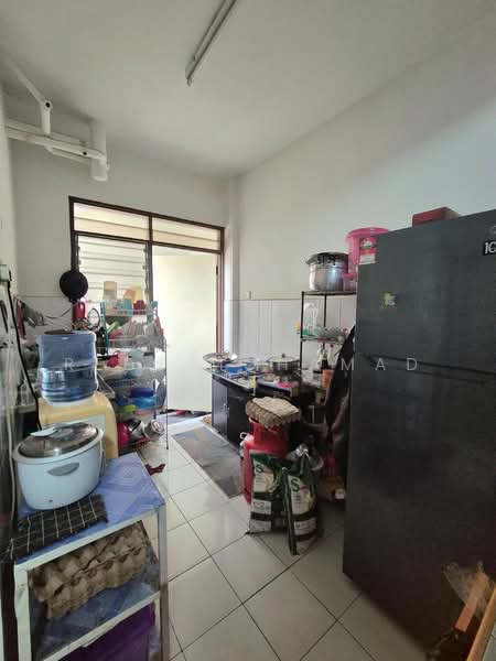 Apartment for Sale at Pangsapuri Orkid - Reen Mohamad - Kitchen - PropertyGuru.com.my