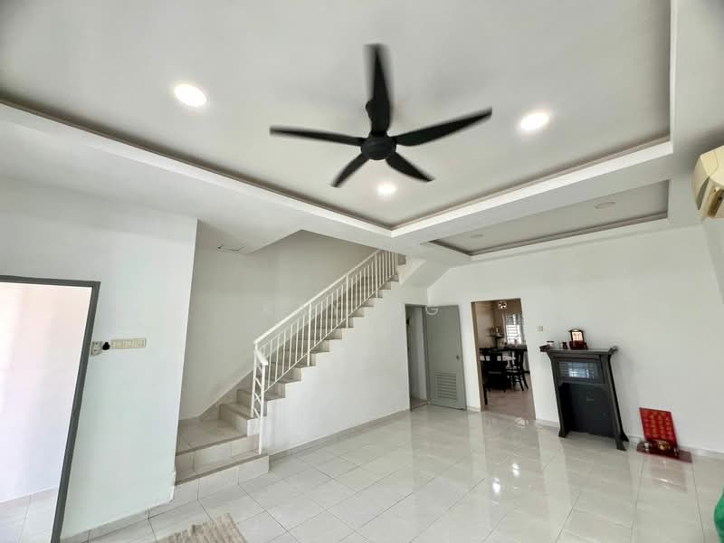 2-storey Terraced House for Sale in Taman JP Perdana (Johor Bahru) - Kay Ng - Living Room - PropertyGuru.com.my