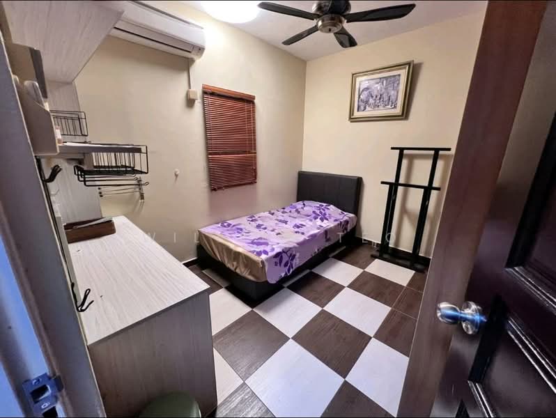 Kondominium untuk Disewa di Endah Regal Condominium - William Teo - Bedroom - PropertyGuru.com.my