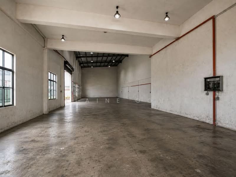 Factory for Rent in Taman Desa Cemerlang (Ulu Tiram) - Elaine Goh - Interior - PropertyGuru.com.my