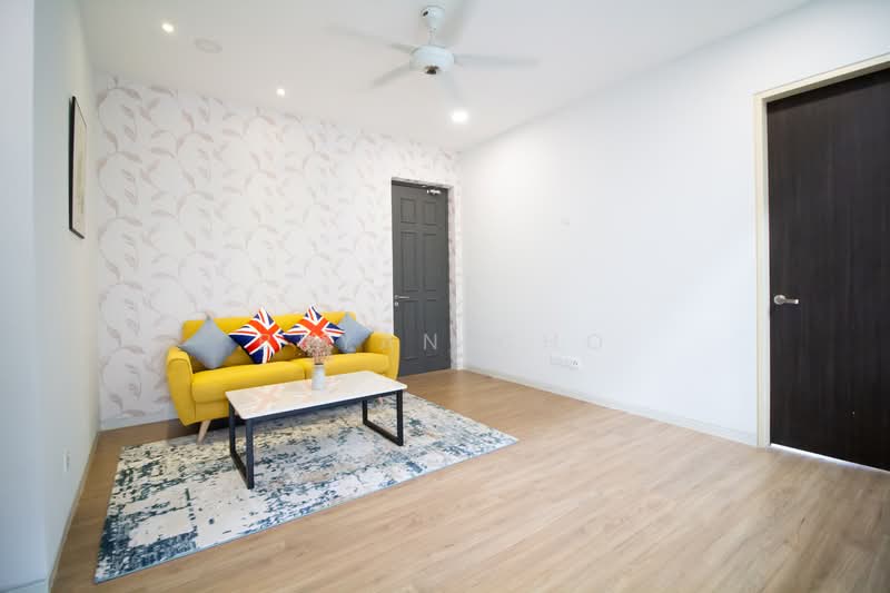 Servis Apartment untuk Dijual di Tropical Villa - Bryan Cho - Living Room - PropertyGuru.com.my