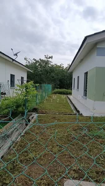 Semi-Detached House for Sale in Karak (Pahang) - Mohammad Azizi - Exterior - PropertyGuru.com.my