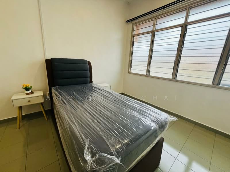 Rumah Teres 2 Tingkat untuk Disewa di Taman Pelangi (Johor Bahru) - Ang Boon Chai - Bedroom - PropertyGuru.com.my
