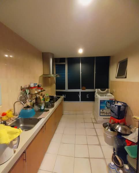 Kondominium untuk Dijual di Suriamas - Bryan Yeoh - Kitchen - PropertyGuru.com.my