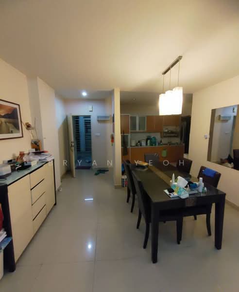 Kondominium untuk Dijual di Suriamas - Bryan Yeoh - Dining Room - PropertyGuru.com.my