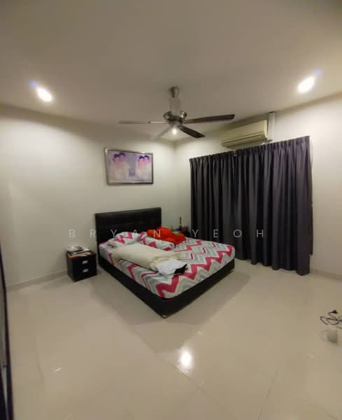Kondominium untuk Dijual di Suriamas - Bryan Yeoh - Bedroom - PropertyGuru.com.my