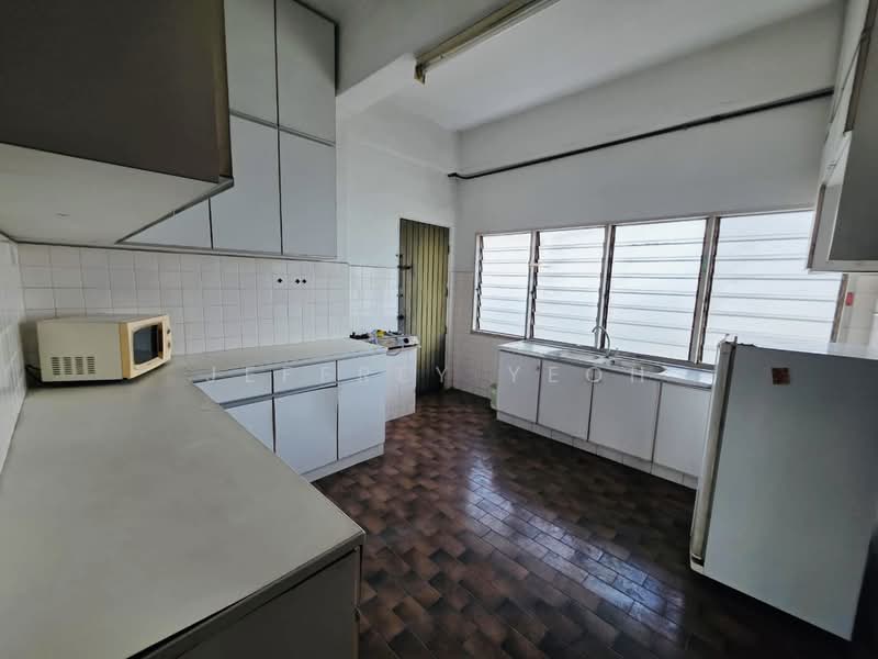 Apartment for Sale at Sunrise Tower - Jeffrey Yeoh - Kitchen - PropertyGuru.com.my