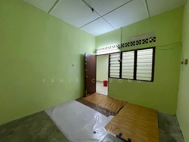 1-storey Terraced House for Sale in Taman Ehsan (Kepong) - Yanis Cheong - Interior - PropertyGuru.com.my
