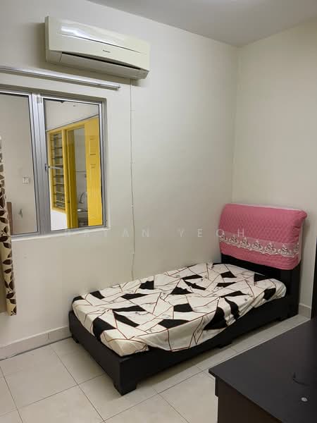 Kondominium untuk Dijual di Suriamas - Bryan Yeoh - Bedroom - PropertyGuru.com.my