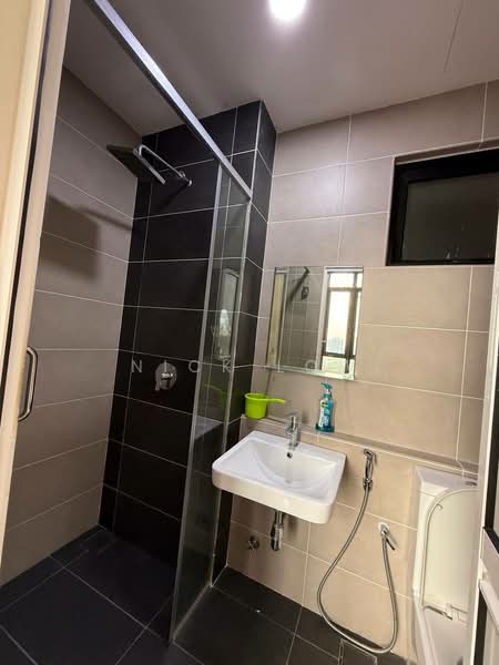 Service Residence for Rent at D'Pristine - Nick Low - Bathroom - PropertyGuru.com.my