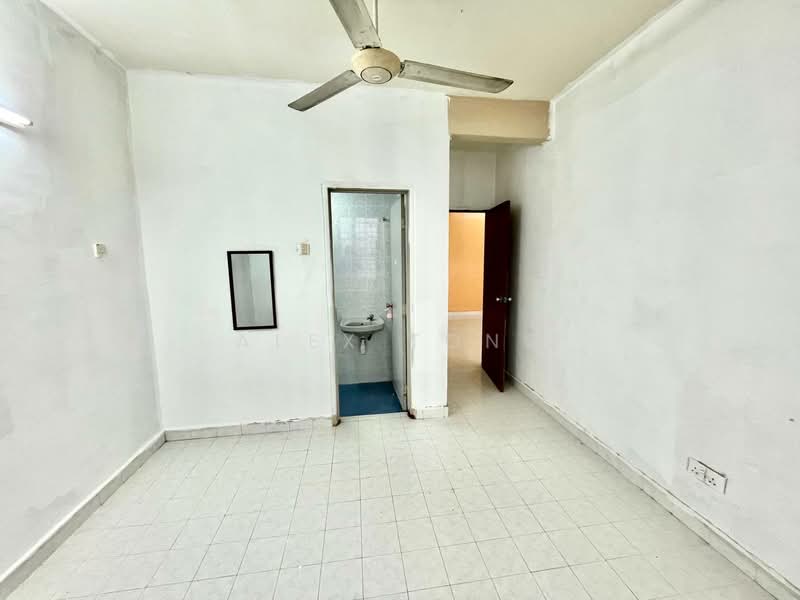 Pangsapuri untuk Dijual di Baiduri Apartment - Alex Tong - Interior - PropertyGuru.com.my