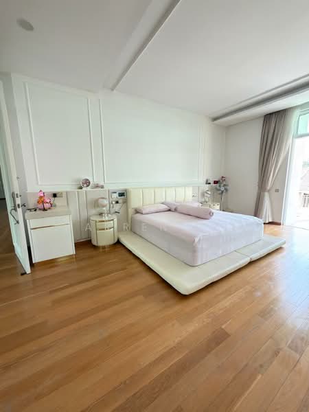 Bungalow for Sale in Kawasan Perumahan Sungai Emas (Batu Ferringhi) - Darren Lye - Bedroom - PropertyGuru.com.my