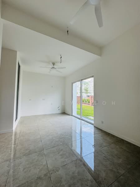 3-storey Terraced House for Sale in Tanjung Tokong (Penang) - Jeffrey Yeoh - Living Room - PropertyGuru.com.my