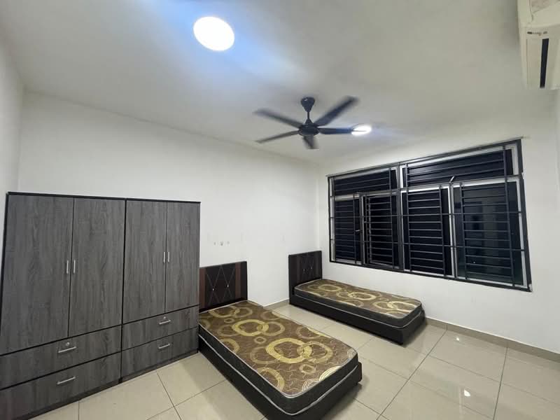 Pangsapuri untuk Disewa di East Bay (Seri Bayan) - MJ Lai - Bedroom - PropertyGuru.com.my