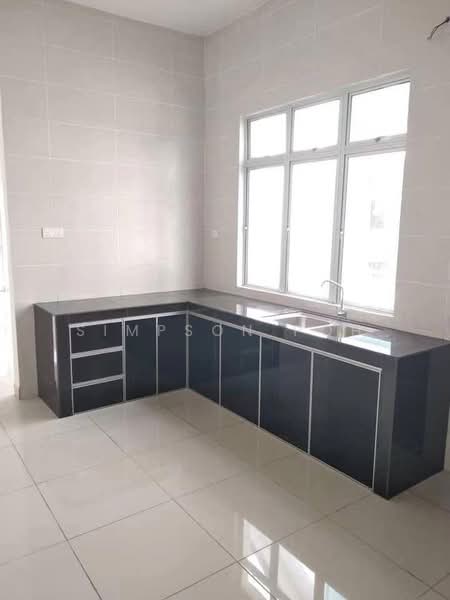 Cluster House for Sale in Nusantara Prima (Gelang Patah) - Simpson Poh - Kitchen - PropertyGuru.com.my