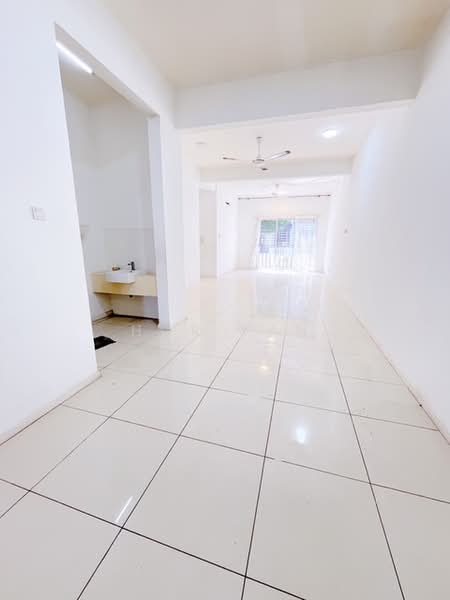 2-storey Terraced House for Sale in Bandar Tropicana Aman (Telok Panglima Garang) - Hor Yan - Interior - PropertyGuru.com.my