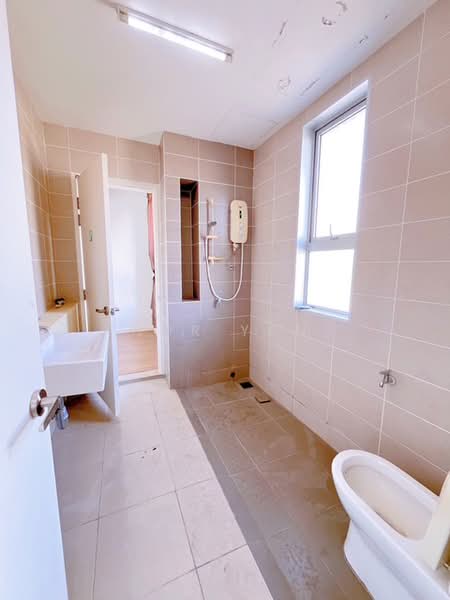 2-storey Terraced House for Sale in Bandar Tropicana Aman (Telok Panglima Garang) - Hor Yan - Bathroom - PropertyGuru.com.my